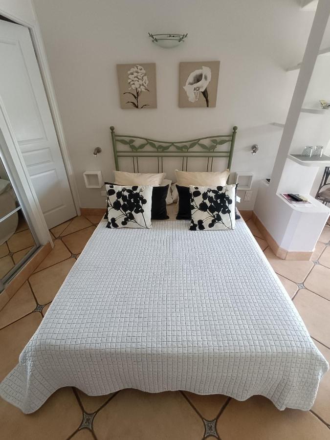 Le Mas Des Amandiers Saint-Paul-de-Vence Eksteriør billede